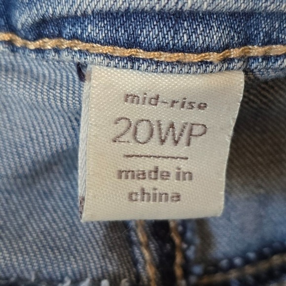 C Est 1946 Women Mid-Rise Straight Leg Jeans Size 20WP Distressed Rhinestone NWT - Picture 5 of 11